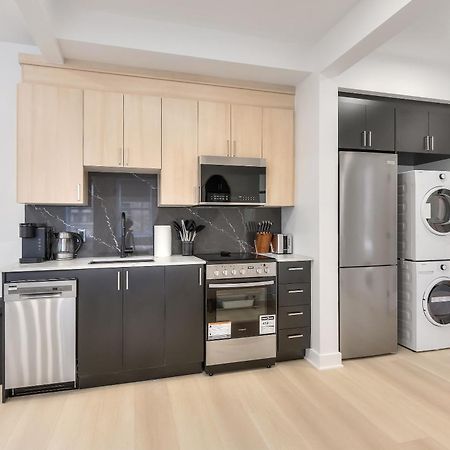 מונטריאול Free Indoor Parking Cozy & Spacious Condo In Heart Of Downtown מראה חיצוני תמונה