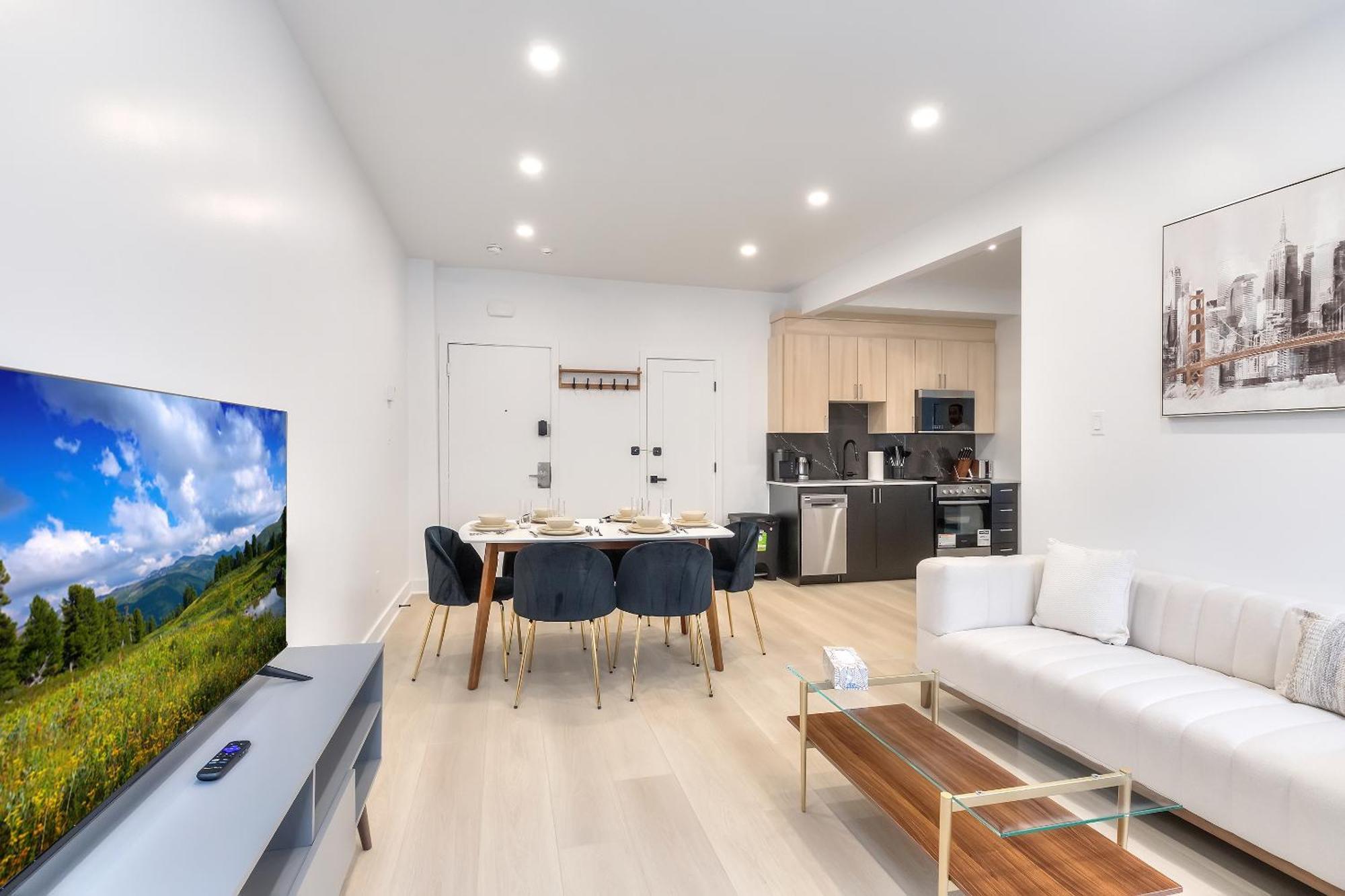 מונטריאול Free Indoor Parking Cozy & Spacious Condo In Heart Of Downtown מראה חיצוני תמונה